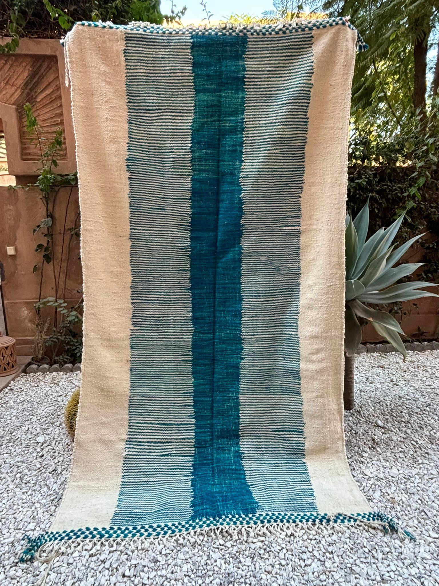 Tapis Azilal Rayé Bleu et Écru - Ij Beldi