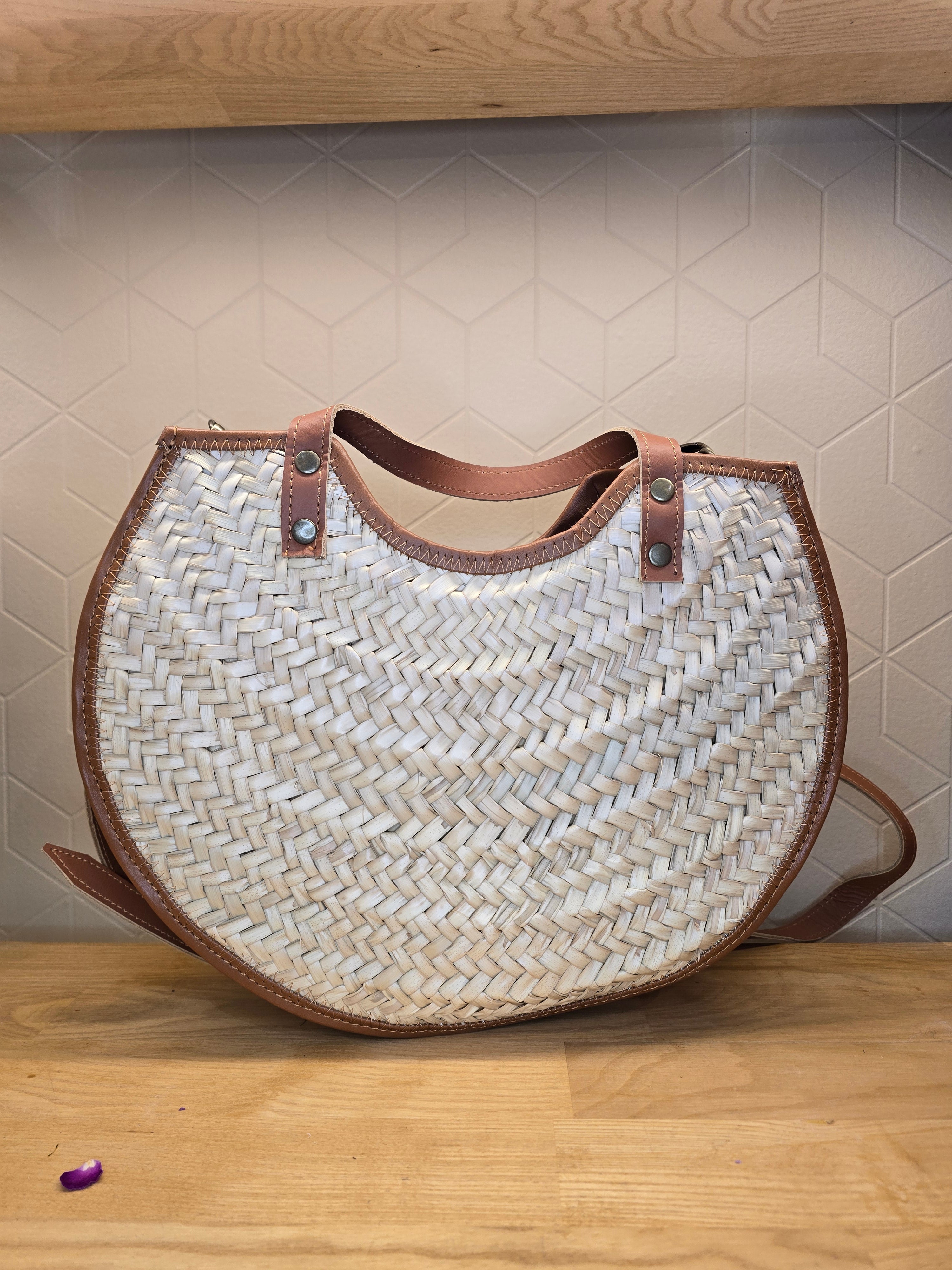 Sac Panier Chic en Osier et Cuir - Ij Beldi